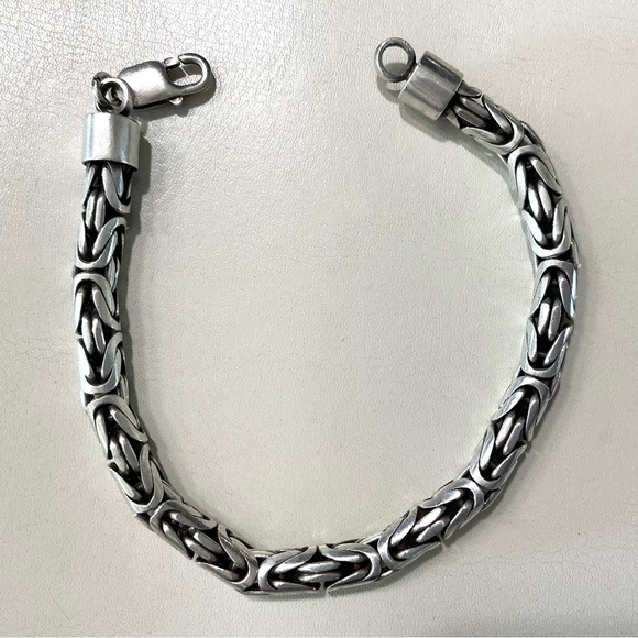 925 Sterling Silver Round King Chain Bracelet, Byzantine 8 1/2” 5mm - Picture 2 of 6